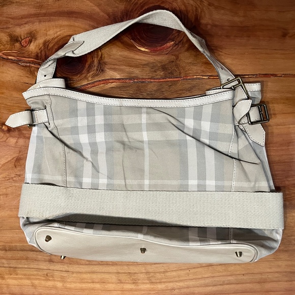 Burberry Womens Plaid Leather Top Shoulder Handbag Canvas Buckle Purse Cream - Picture 8 of 16